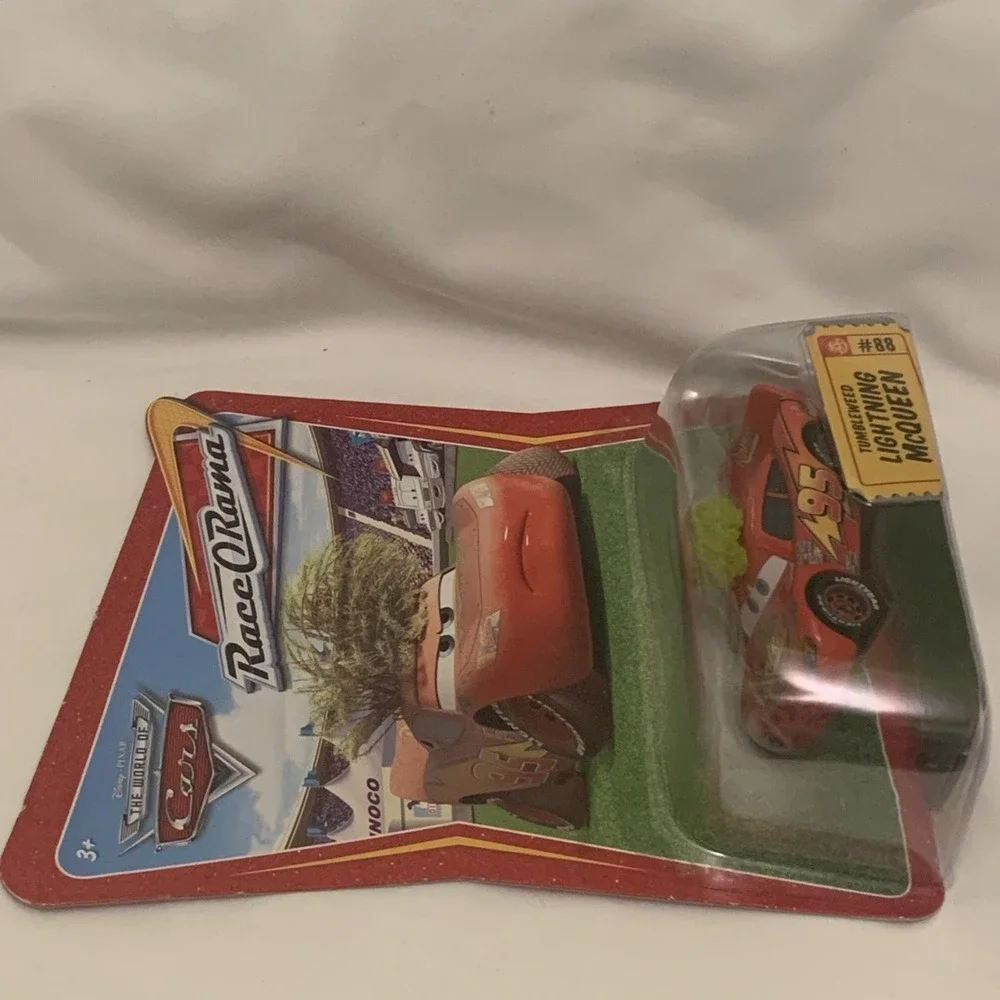 Disney Pixar The World of Cars Race O Rama Tumbleweed McQueen #88 P1649 Die-Cast